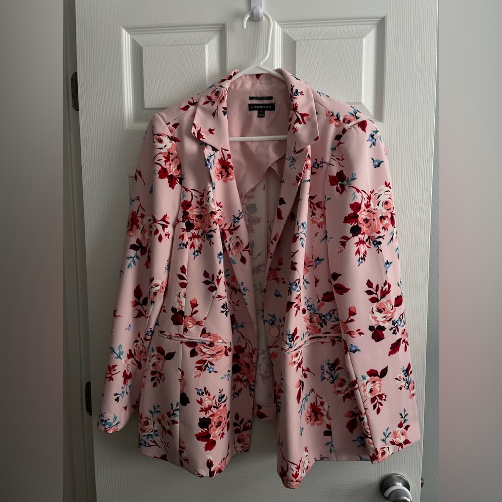 Lane Bryant women’s pink floral blazer 22